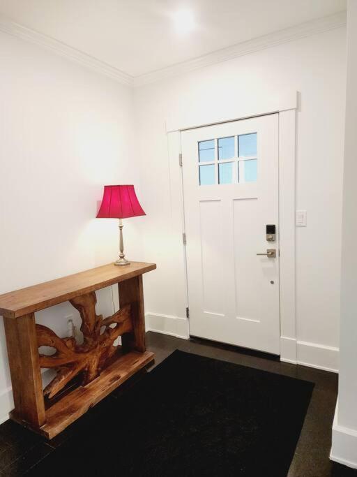 Charming And Comfortable! Medford Eksteriør bilde